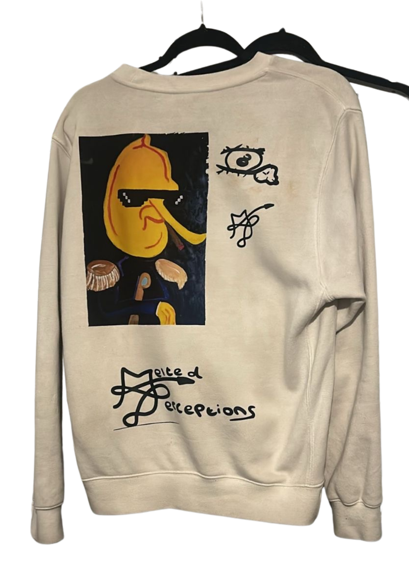 Cream sweatshirt with banana portrait graphic